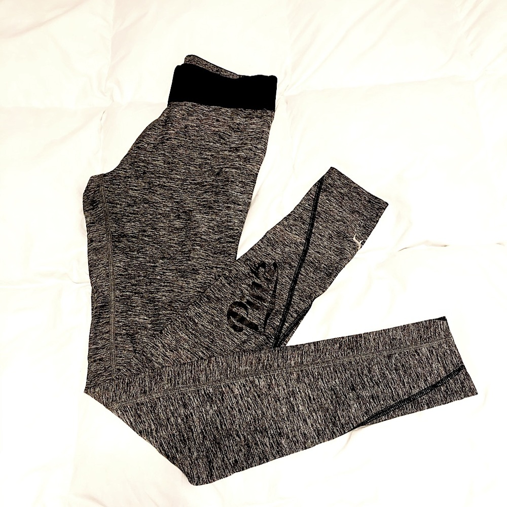 Victoria’s Secret PINK ultimate leggings